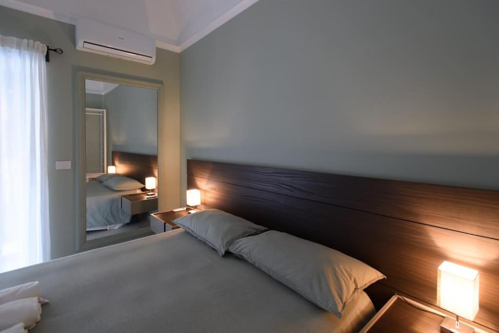 Alessia Holiday House 90Mq Salerno Centro 外观 照片